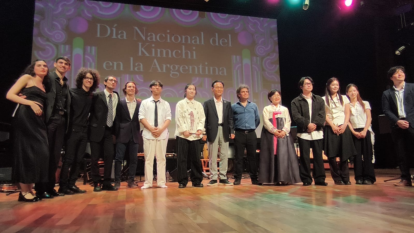 Imagen de WhatsApp 2025-11-24 a las 03.16.49_03af4f57