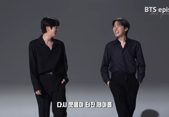 [2025 FESTA] BTS (방탄소년단) 호석진 Photo Behind #2025BTSFESTA 6-0 screenshot